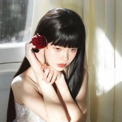 女人是英雄